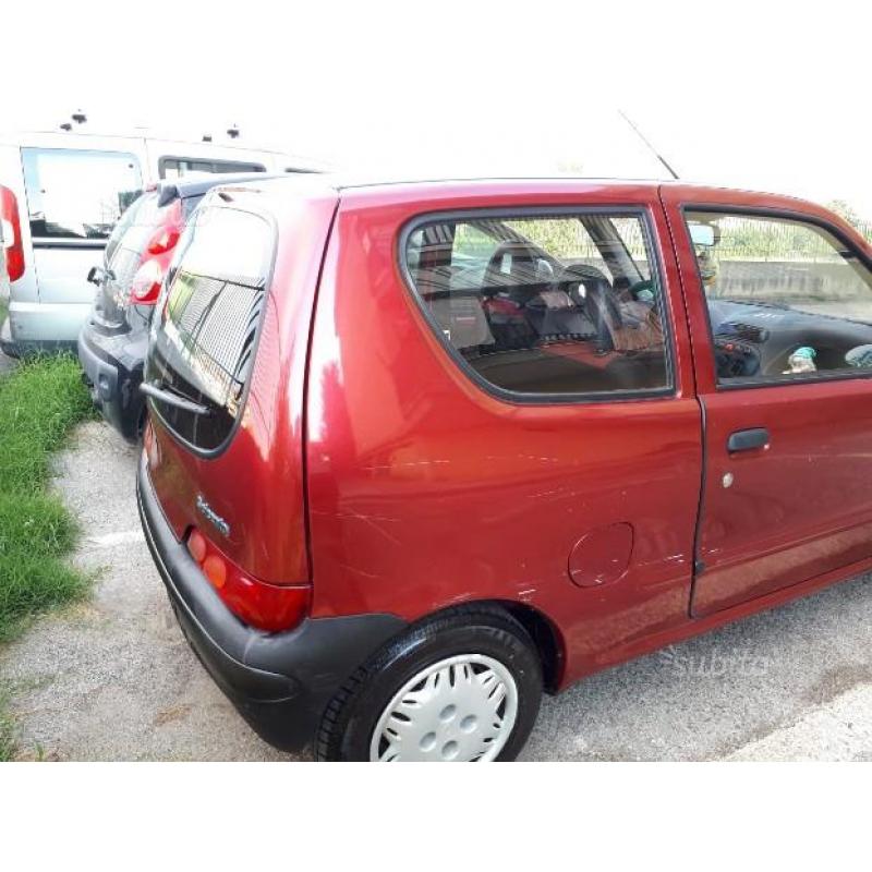 Fiat 600 - 2004
