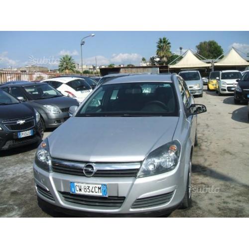 OPEL Astra - 2005
