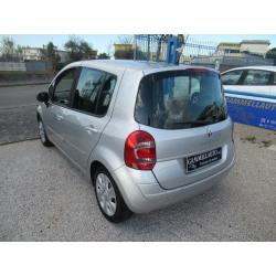 RENAULT Grand Modus 1.2 16V Dynamique