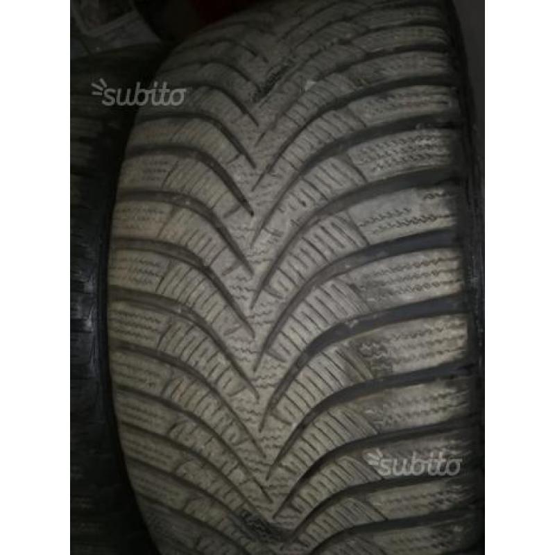 Pneumatici winter 225/45/17 trattabili