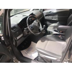 Opel zafira 7 posti